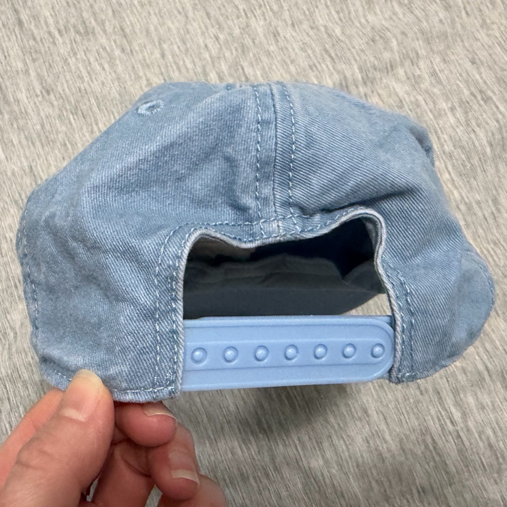 Licensed Ford Vintage Bronco ball cap - Picture 4 of 5